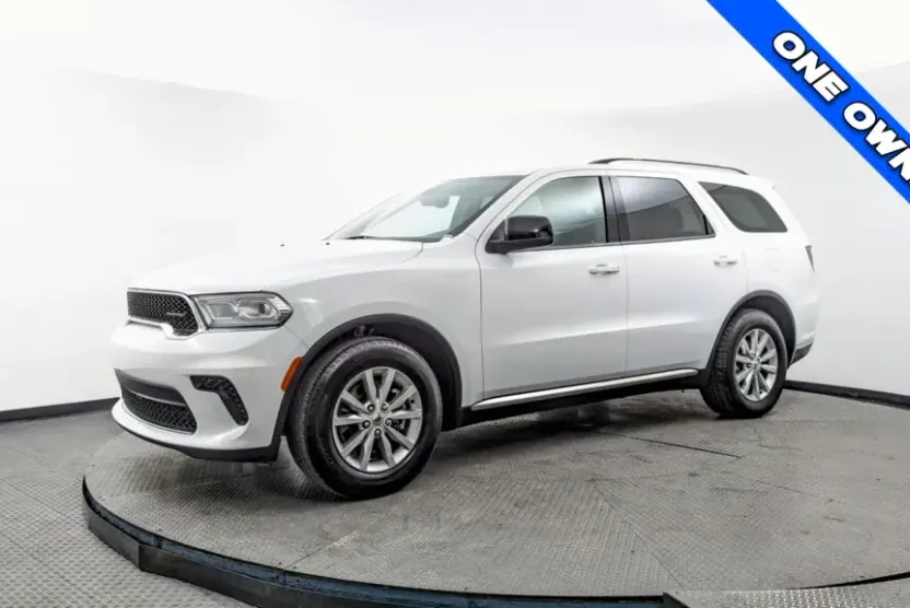 2023 Dodge Durango SXT photo 1