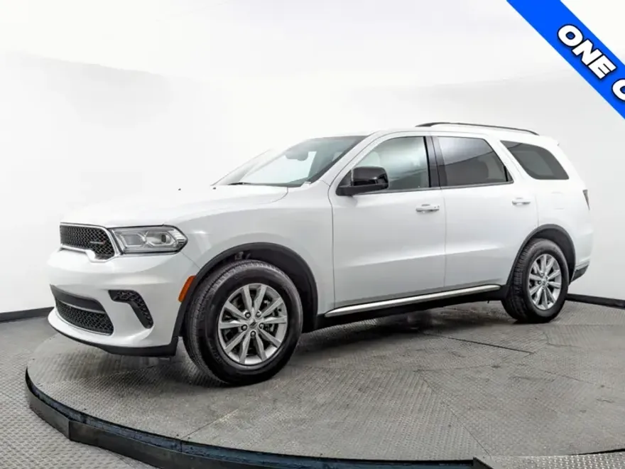 2023 Dodge Durango SXT photo 1