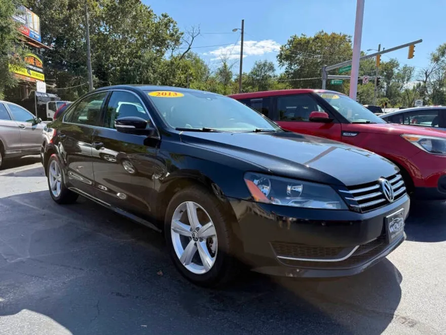 2013 Volkswagen Passat Comfortline photo 1