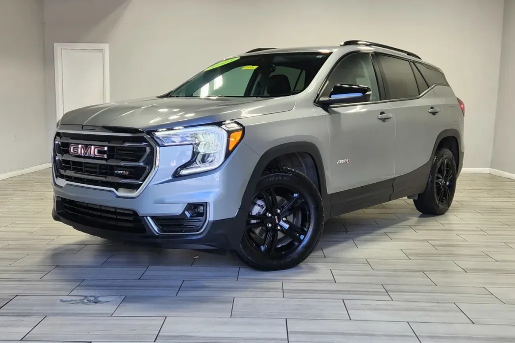 2023 Gmc Terrain AT4 photo 1
