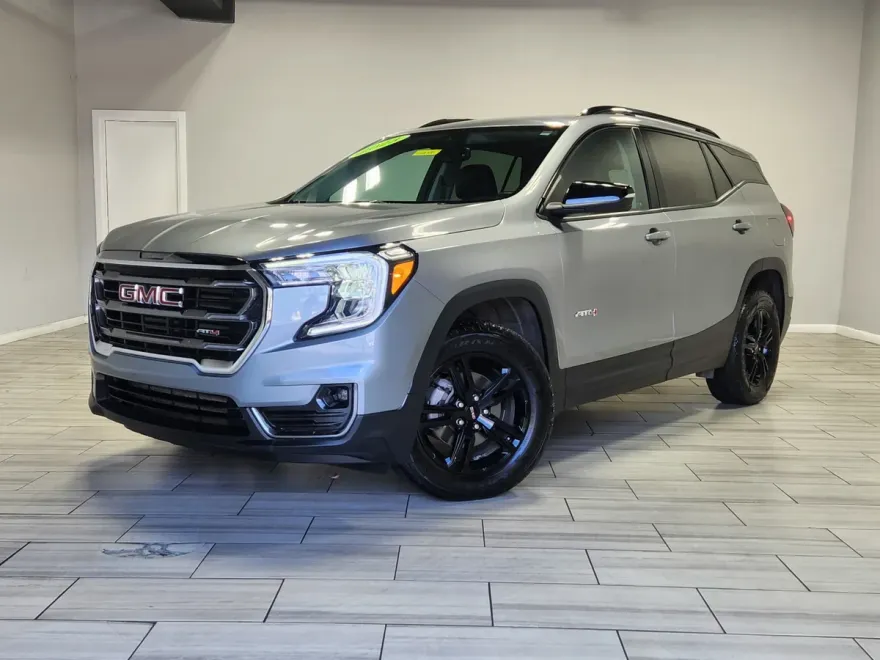 2023 Gmc Terrain AT4 photo 1