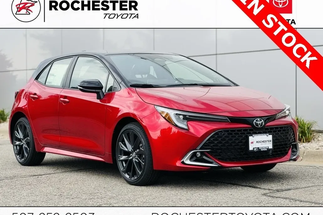 2025 Toyota Corolla XSE photo 1