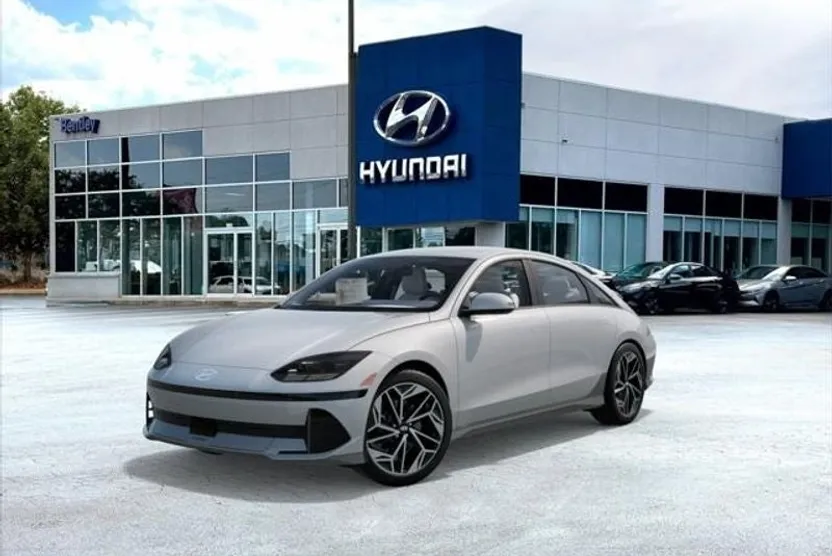 2025 Hyundai Ioniq 6 SEL photo 1