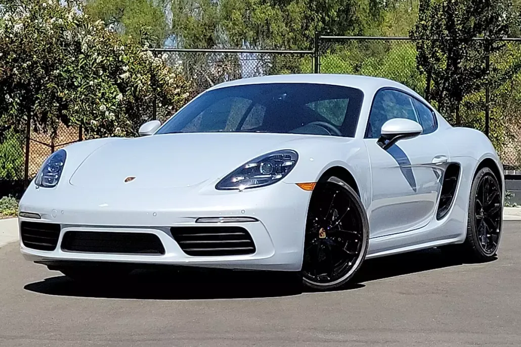 2025 Porsche Cayman photo 1