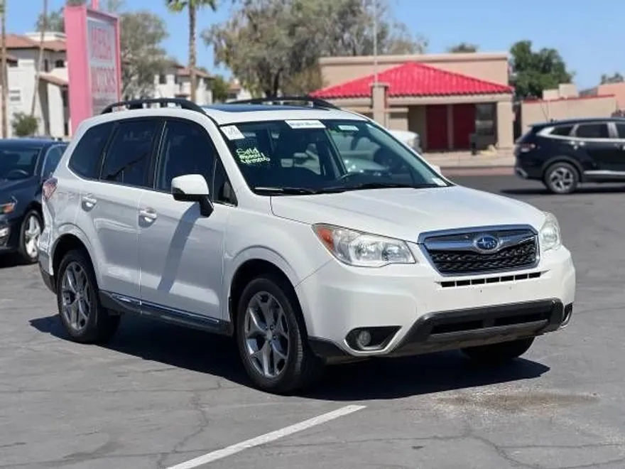 2015 Subaru Forester 2.5i Touring photo 1
