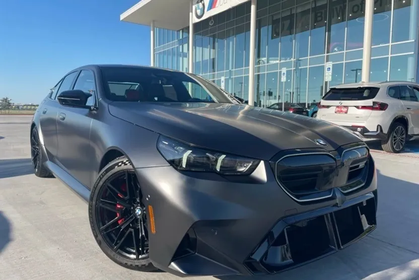 2026 Bmw M5 5 photo 1