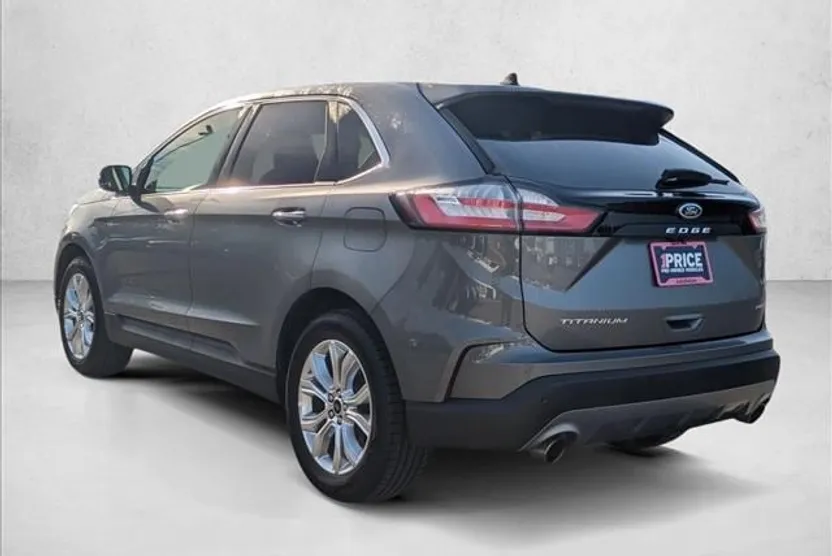 2024 Ford Edge Titanium photo 1