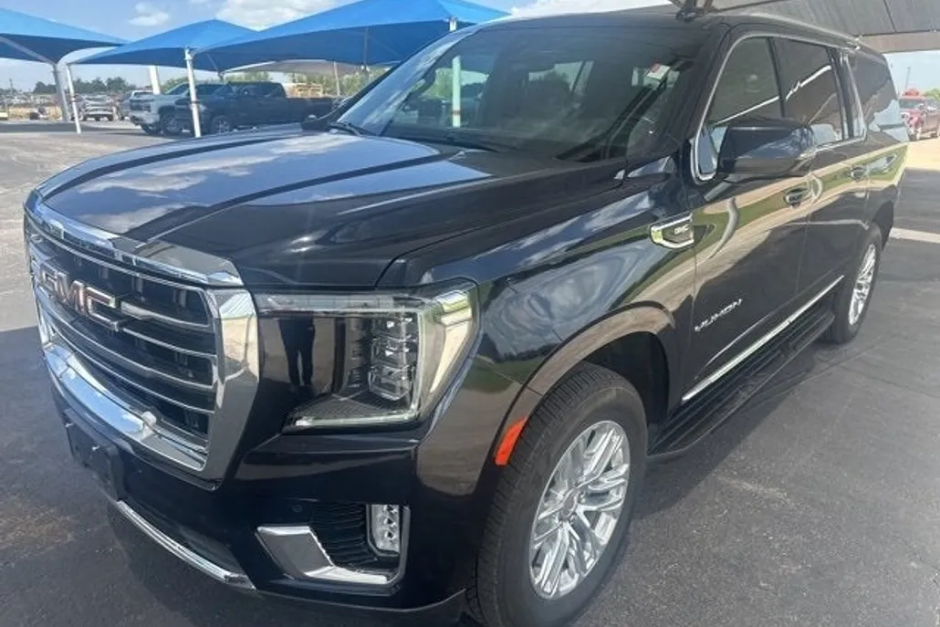 2021 Gmc Yukon XL SLT photo 1