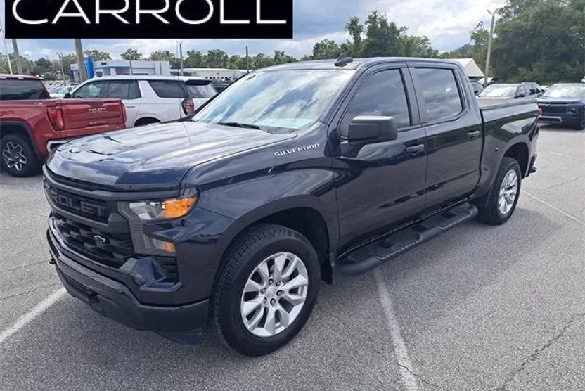 2022 Chevrolet Silverado 1500 Custom photo 1