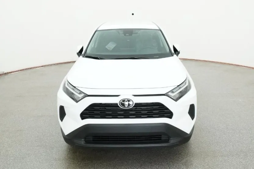 2025 Toyota RAV4 LE photo 1