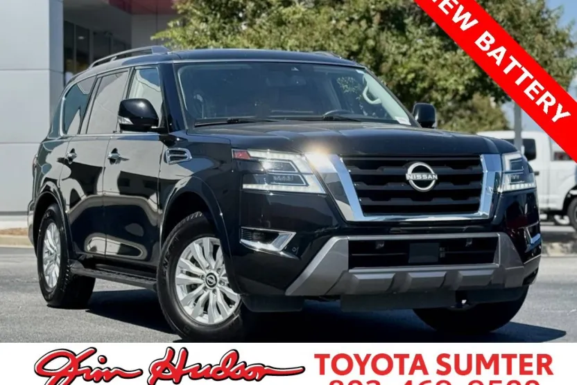 2023 Nissan Armada SV photo 1