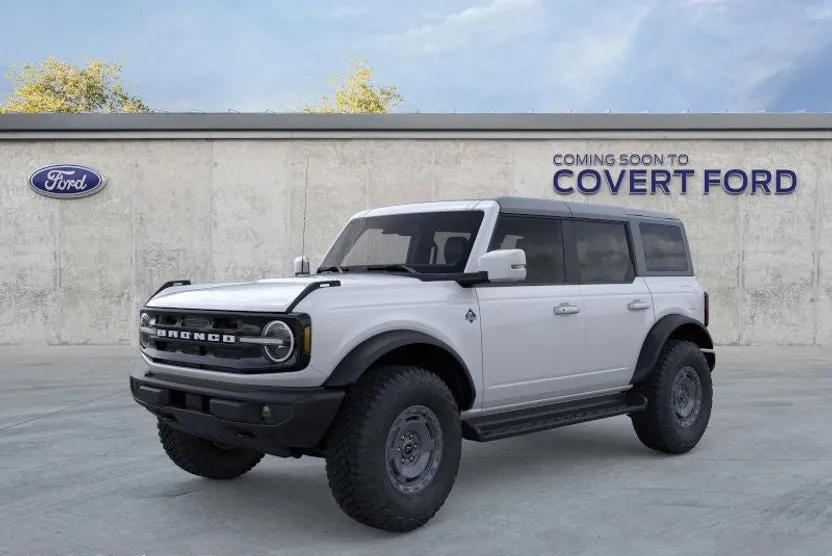 2025 Ford Bronco Outer Banks photo 1