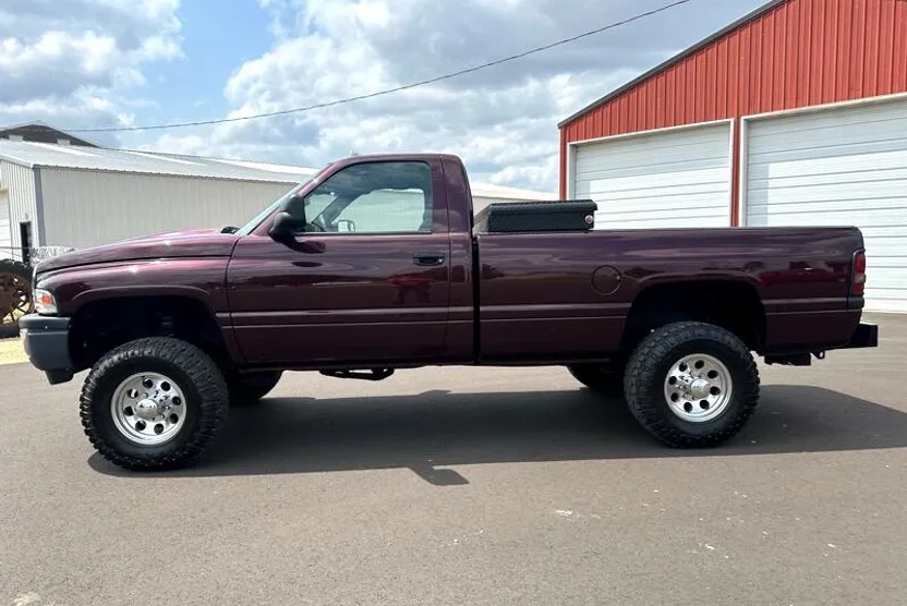 1994 Dodge Ram photo 1