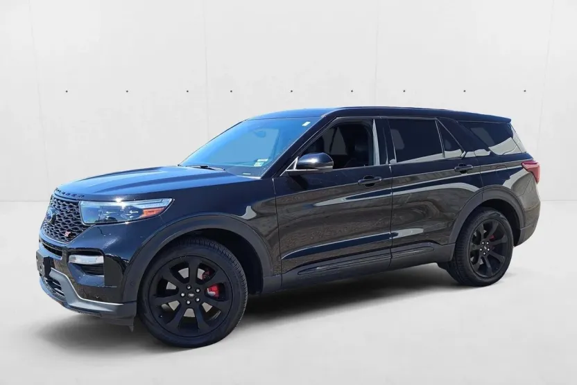 2022 Ford Explorer ST photo 1