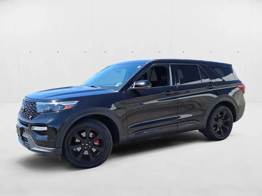 2022 Ford Explorer ST photo 1