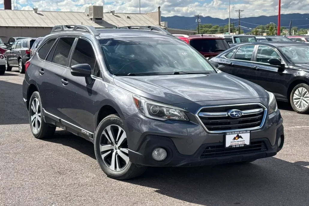 2019 Subaru Outback 2.5i Limited photo 1
