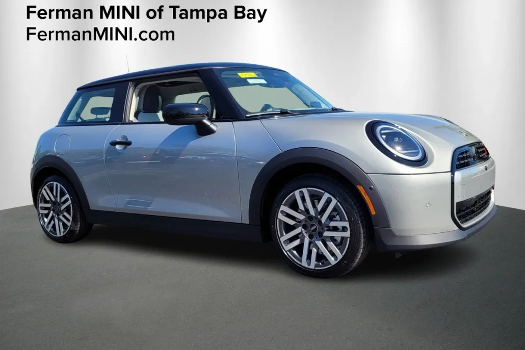 2025 Mini Cooper 2 Door Hardtop S Iconic photo 1