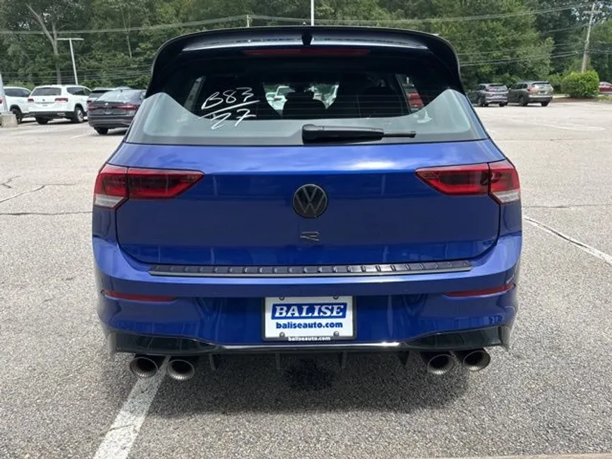 2025 Volkswagen Golf R photo 1