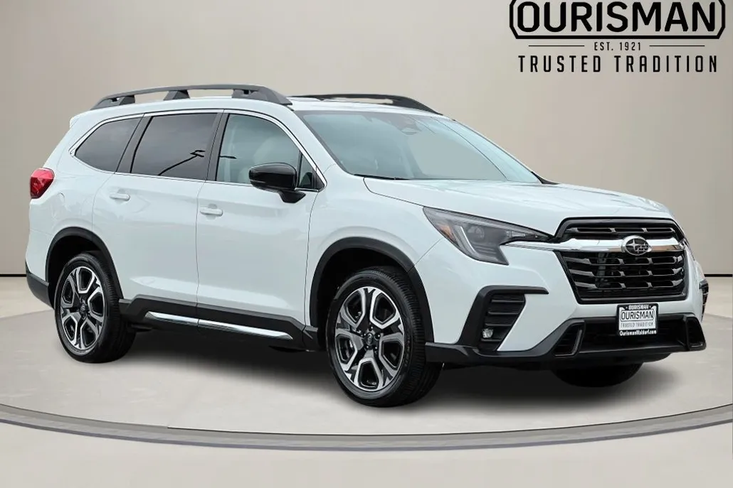 2025 Subaru Ascent Limited photo 1