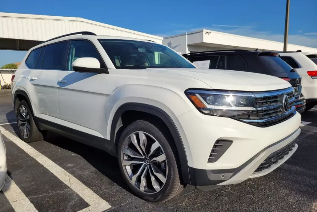 2022 Volkswagen Atlas V6 SE Technology photo 1