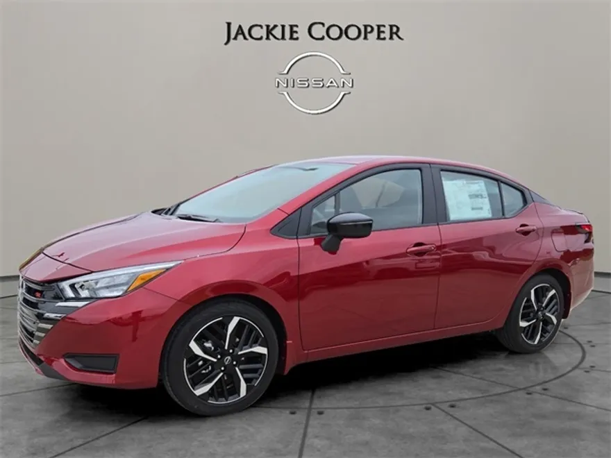 2025 Nissan Versa 1.6 SR photo 1