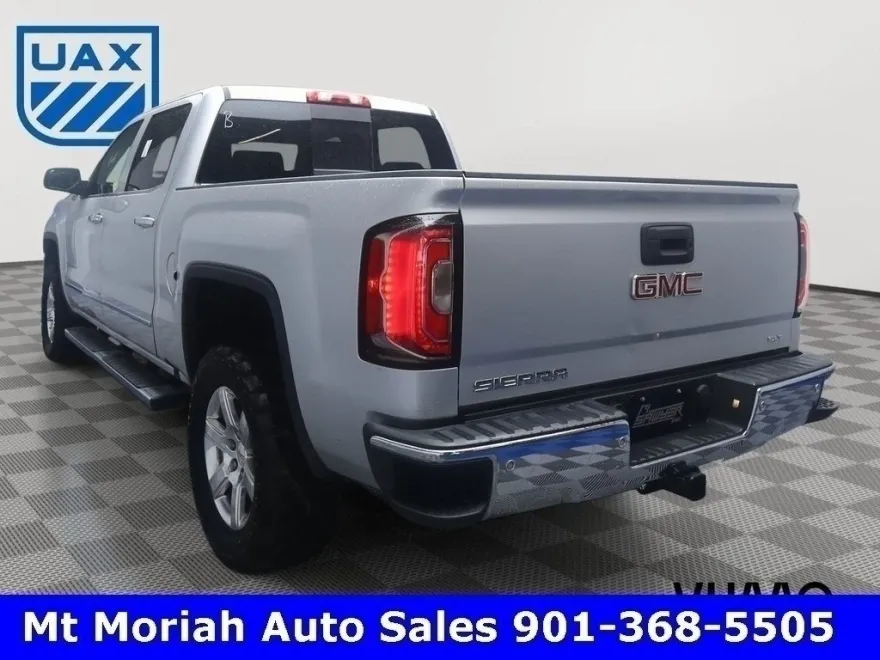 2017 Gmc Sierra 1500 SLT photo 2