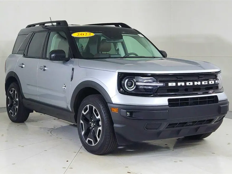 2022 Ford Bronco Sport Outer Banks photo 1