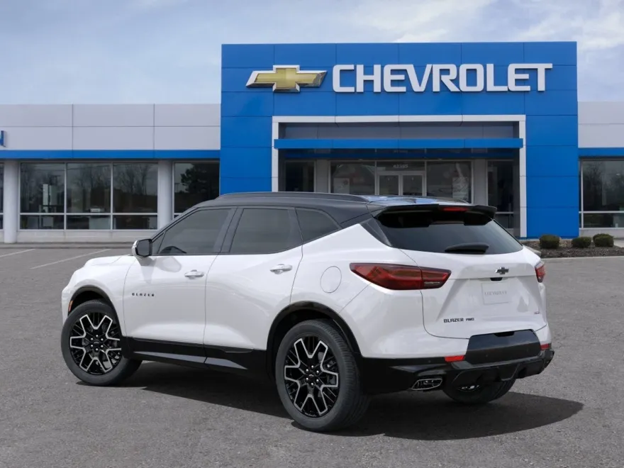 2024 Chevrolet Blazer 2LT photo 1