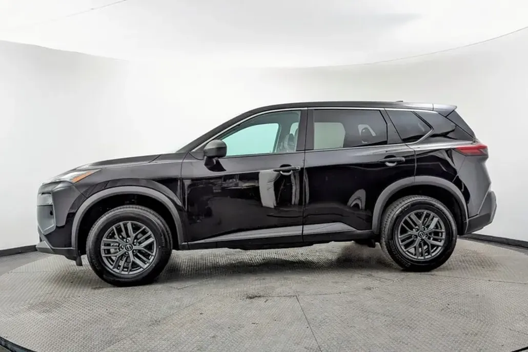 2023 Nissan Rogue S photo 1
