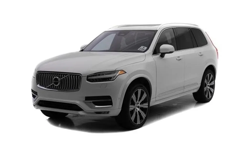 2025 Volvo XC90 Plus photo 1