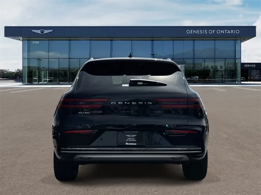 2026 Genesis Electrified GV70 Advanced photo 1