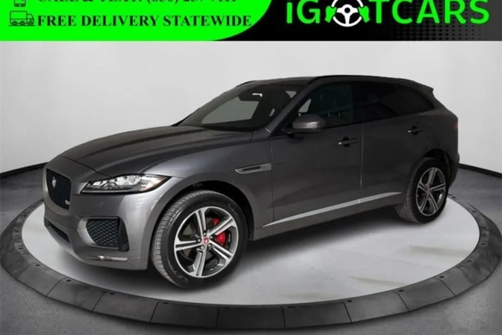 2017 Jaguar F-PACE S photo 1