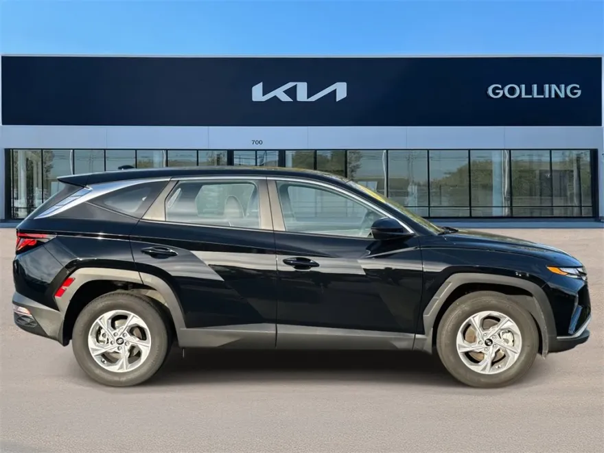 2024 Hyundai Tucson SE photo 1