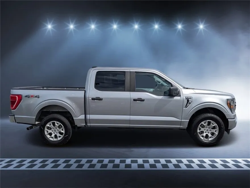 2023 Ford F-150 XLT photo 1