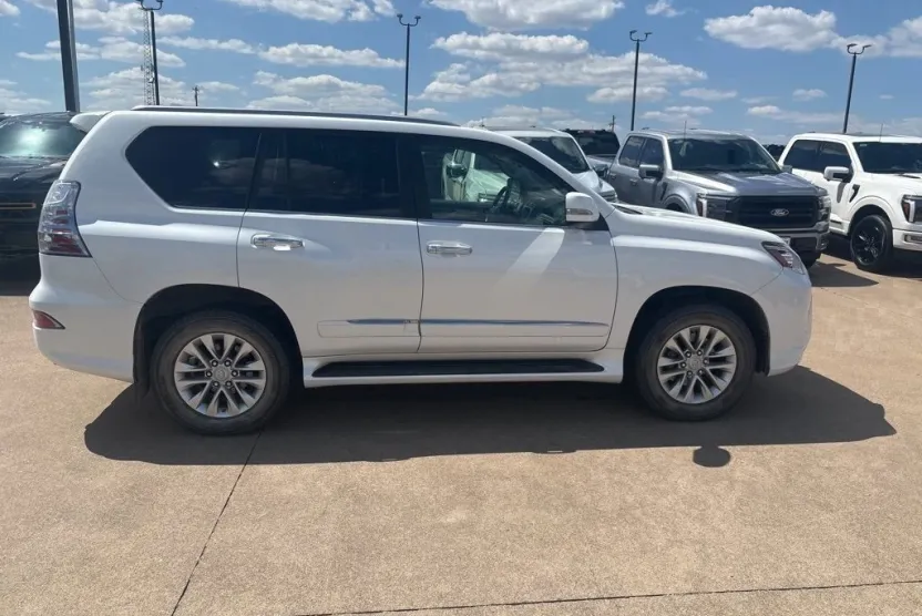 2018 Lexus GX 460 photo 1