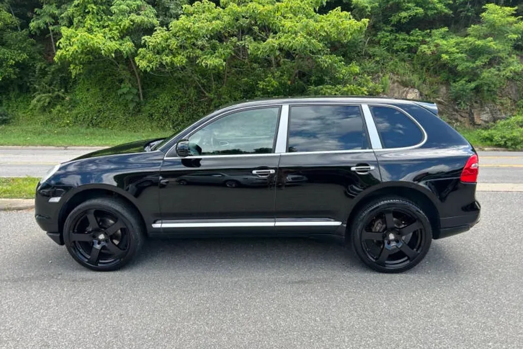 2009 Porsche Cayenne photo 1