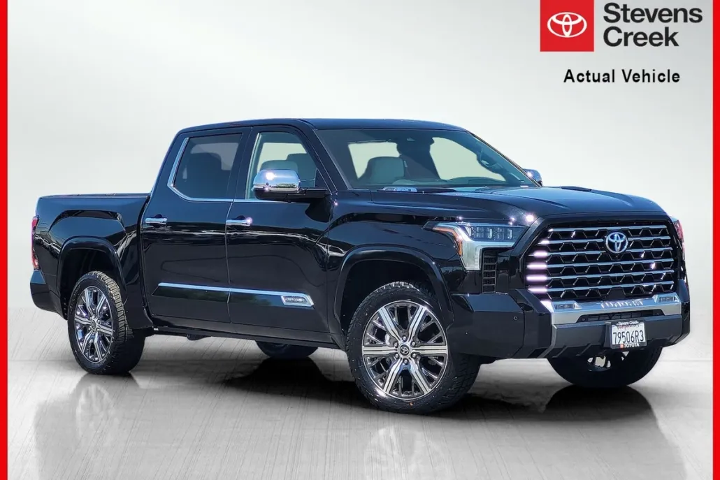 2023 Toyota Tundra CapStone photo 1