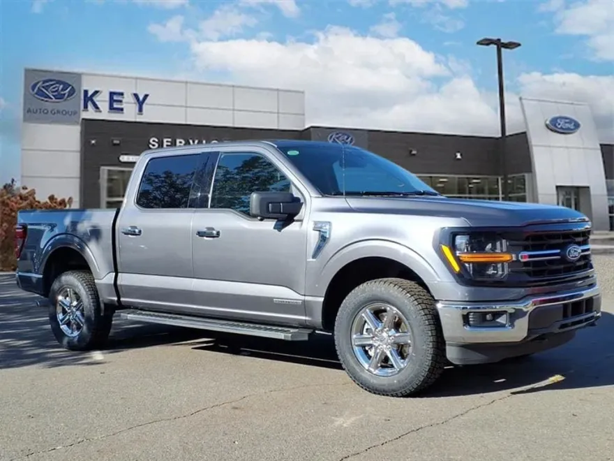 2024 Ford F-150 XLT photo 1