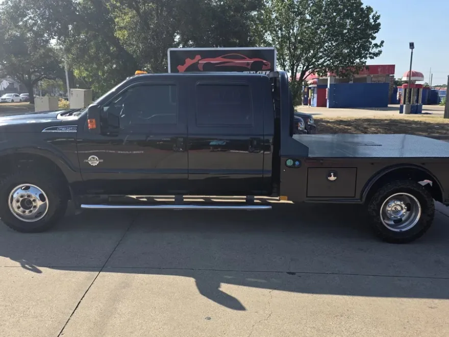 2016 Ford F-350 photo 1