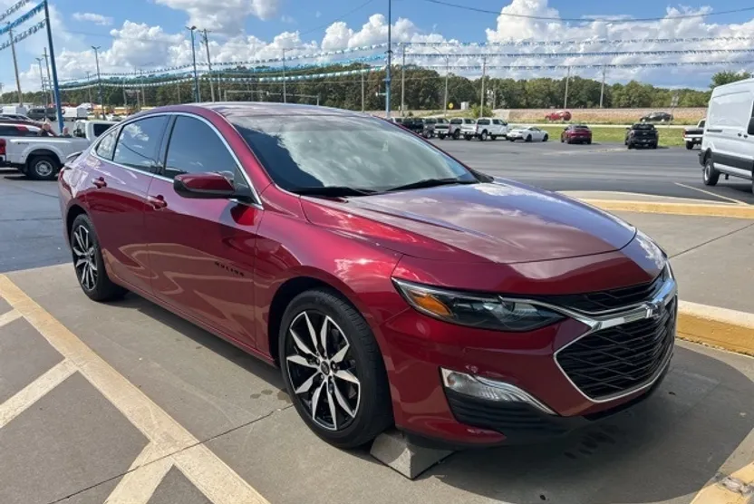 2020 Chevrolet Malibu RS photo 1
