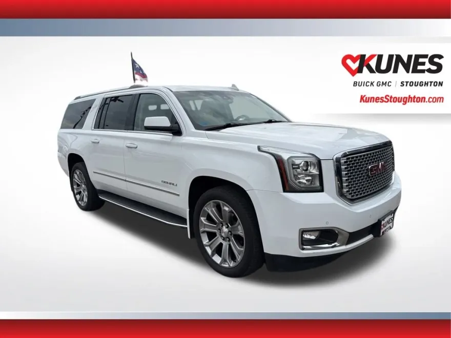 2016 Gmc Yukon XL Denali photo 1