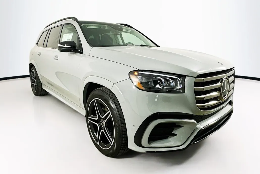 2025 Mercedes Benz GLS 450 4MATIC photo 1