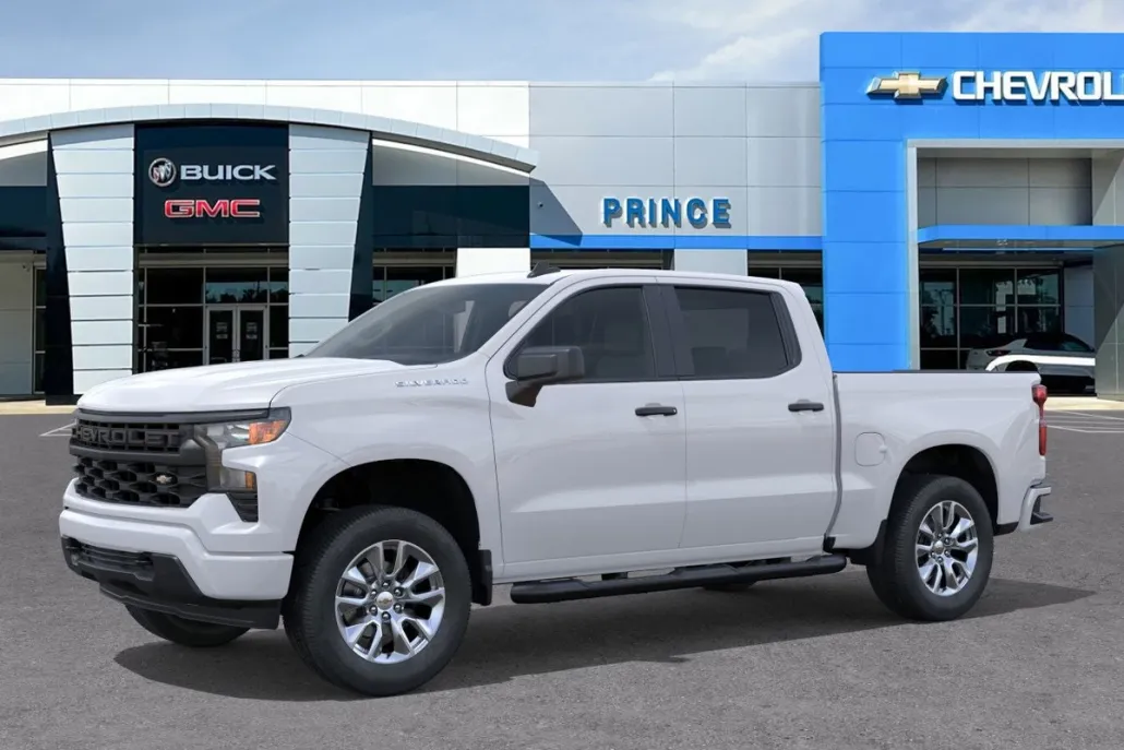2026 Chevrolet Silverado 1500 Custom photo 1