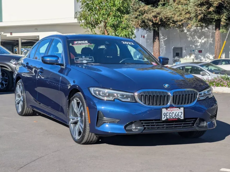 2022 Bmw 330i photo 1