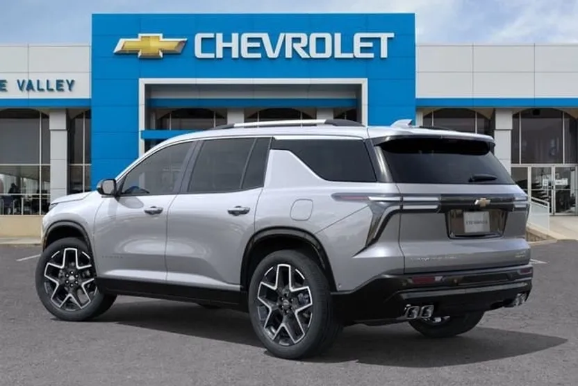 2026 Chevrolet Traverse High Country photo 1