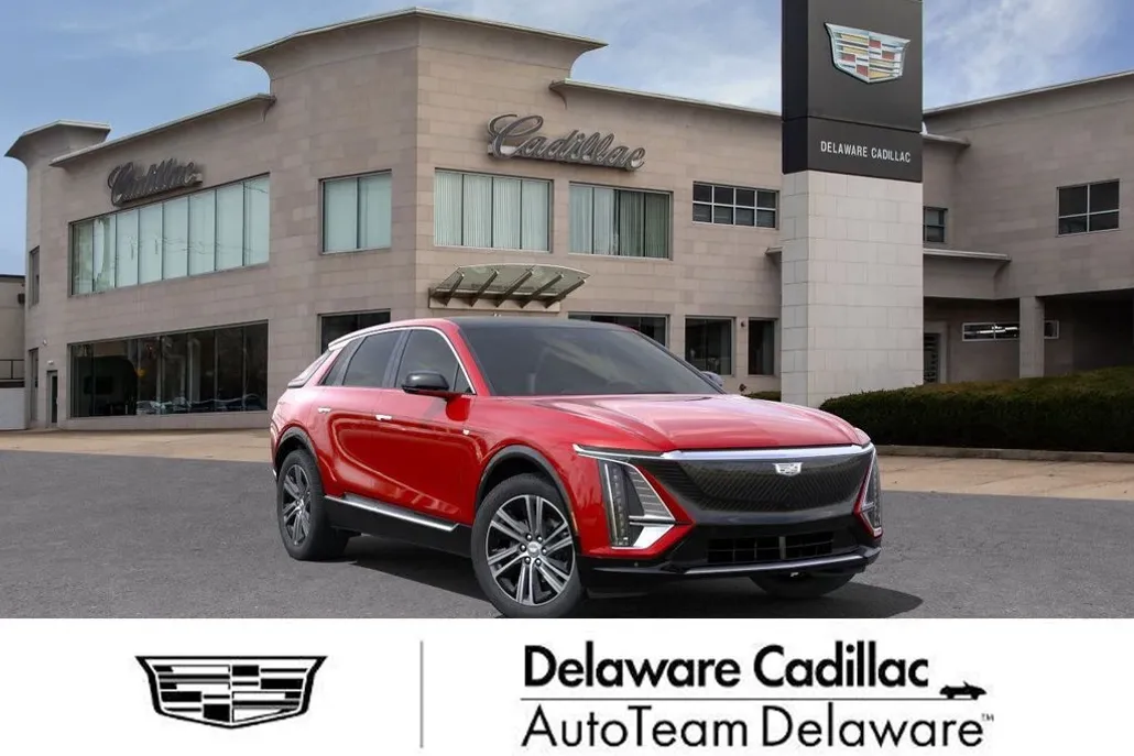 2025 Cadillac Lyriq Luxury photo 1