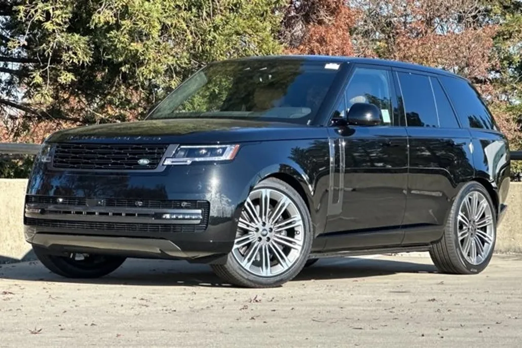 2025 Land Rover Range Rover SE photo 1