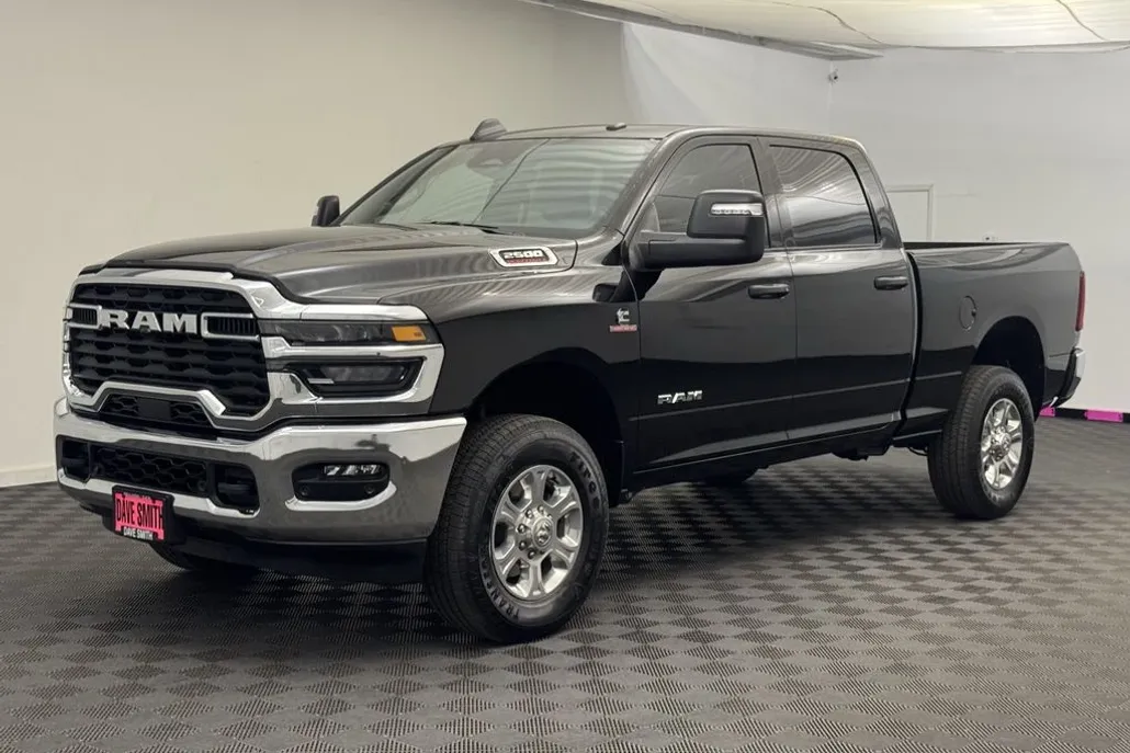 2025 Ram 2500 Big Horn photo 1