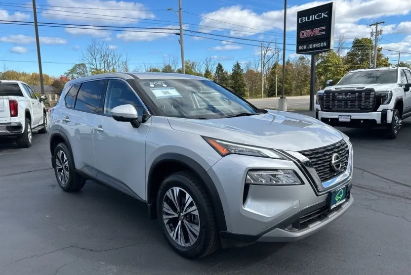 2021 Nissan Rogue SV AWD photo 1