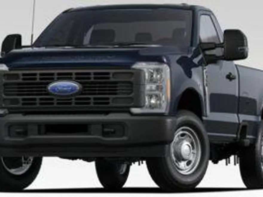 2025 Ford F-350 photo 1